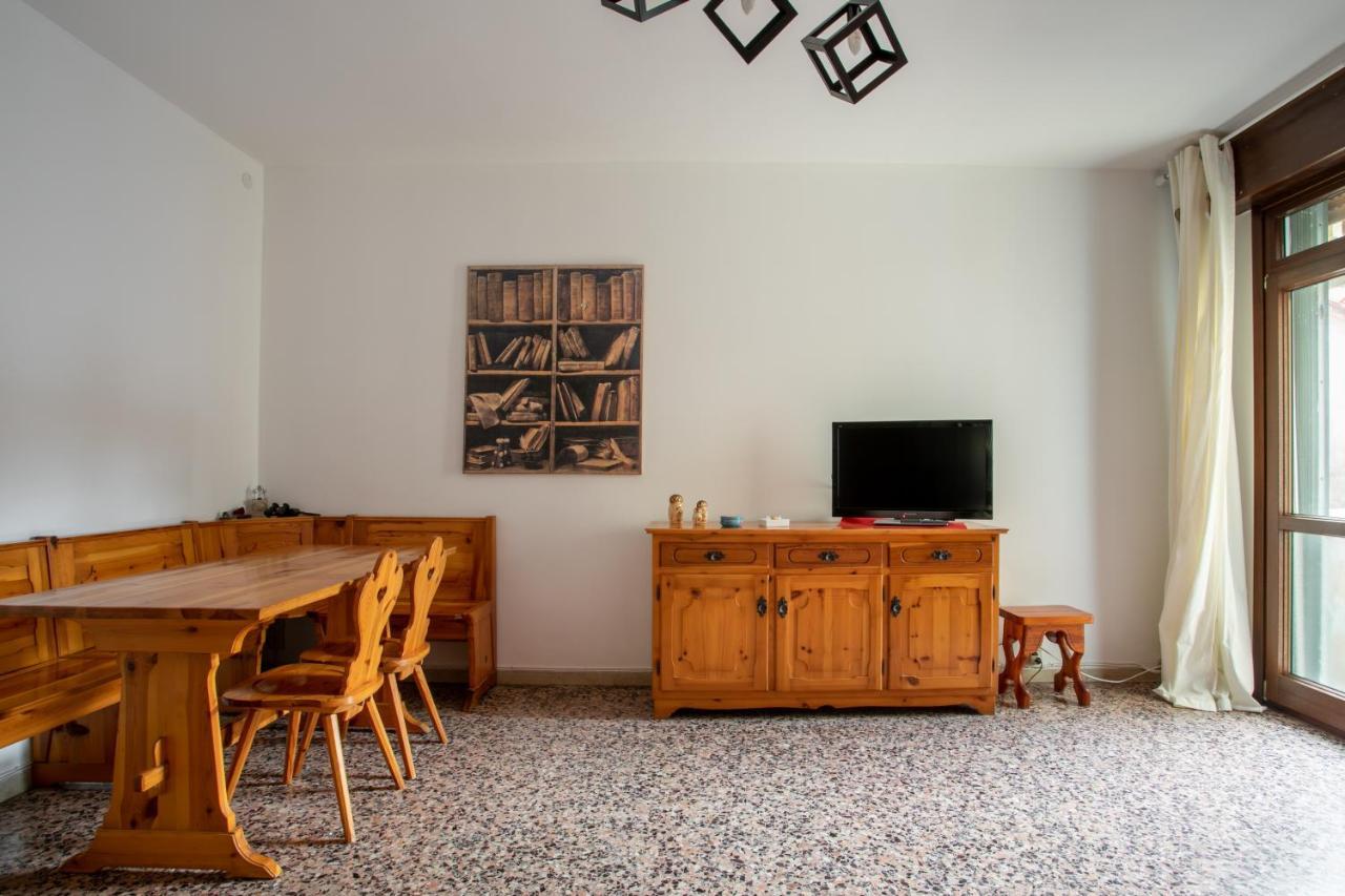 Casa Di Chiara Apartamento *